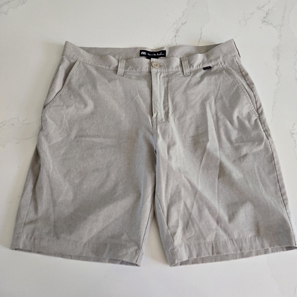 Travis Mathew Other - Travis Mathew Beck Shorts Khaki Casual Golf Travel Athletic Tan Beige Size 34